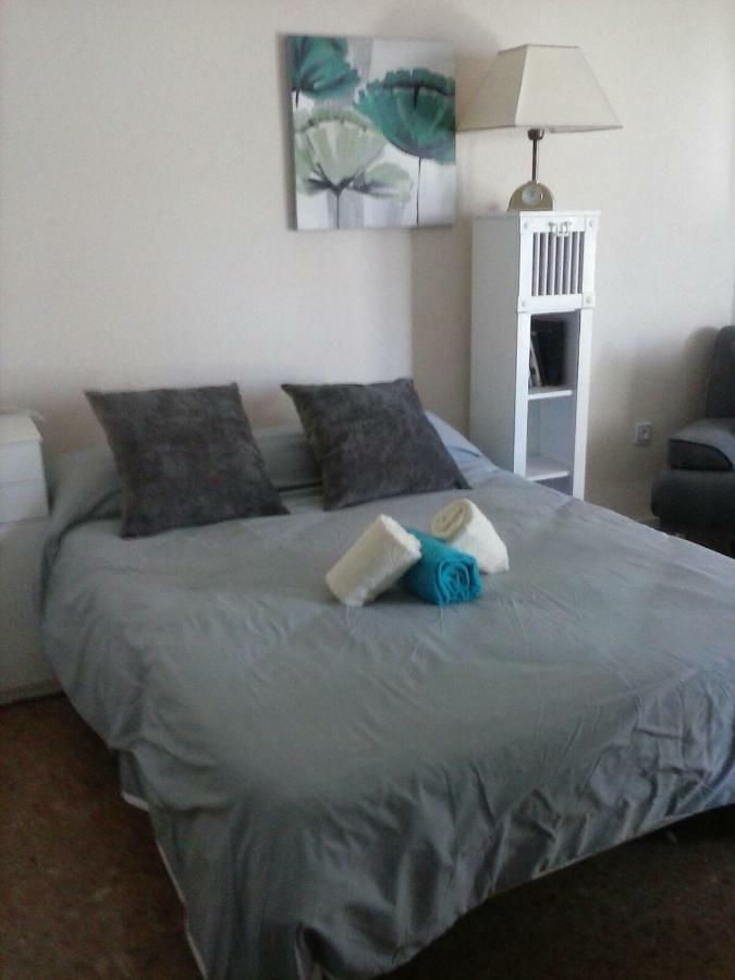 R39 Modern One Bedroom Alcantara לה קאלה דה מיחאס מראה חיצוני תמונה